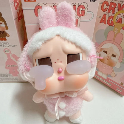 CryBaby – Figurine Pinki Pop Mart Crying Again en Vinyle